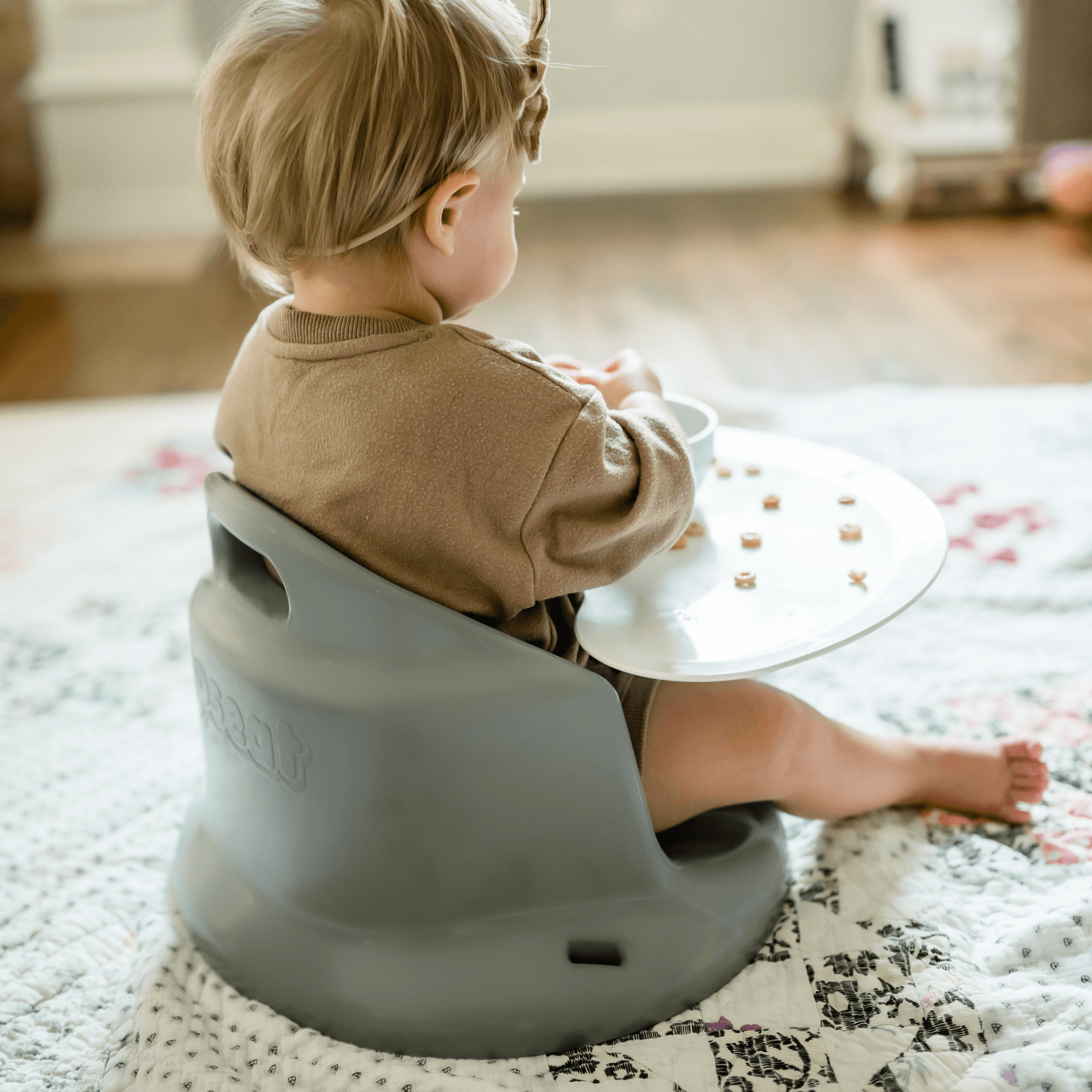 Upseat Baby Floor and Booster Seat with Tray Upseat